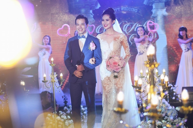 bestie khoi tai san cap doi showbiz