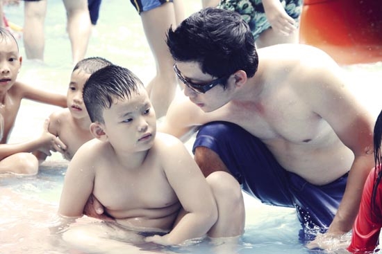 bestie sao nam ga trong nuoi con