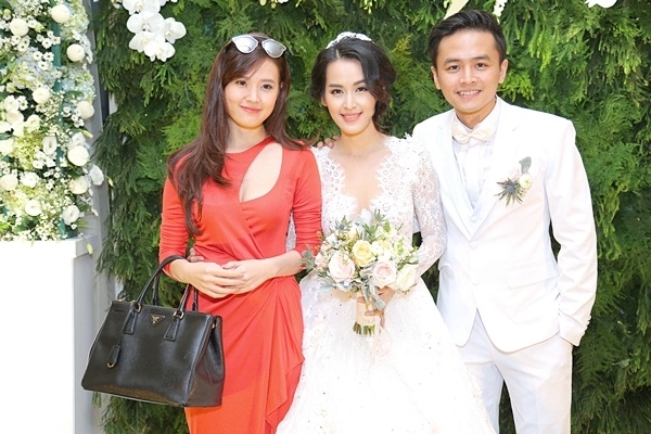 bestie sao viet du dam cuoi noi hon co dau