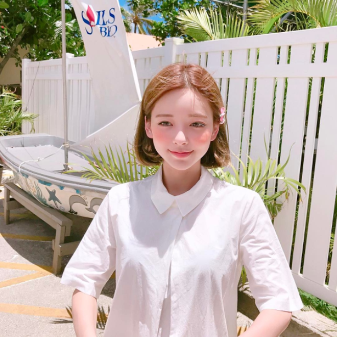 bestie-la-bai-du-doan-van-menh-tuong-lai