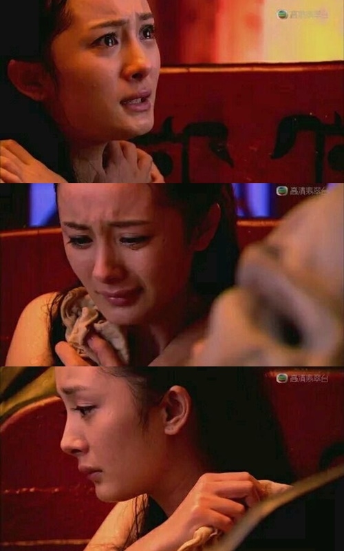bestie canh tam nong bong my nhan chau a