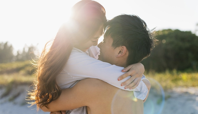 Đâu cần đợi tới 20/10, mỗi ngày làm 3 điều này cũng khiến phụ nữ vui tít mắt