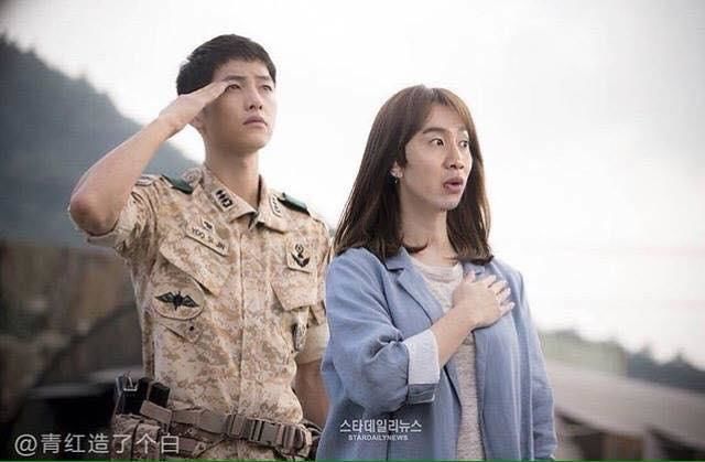 bestie dan khach moi sieu sao xu han duoc trong doi se do bo dam cuoi the ky cua song jong ki va song hye kyo