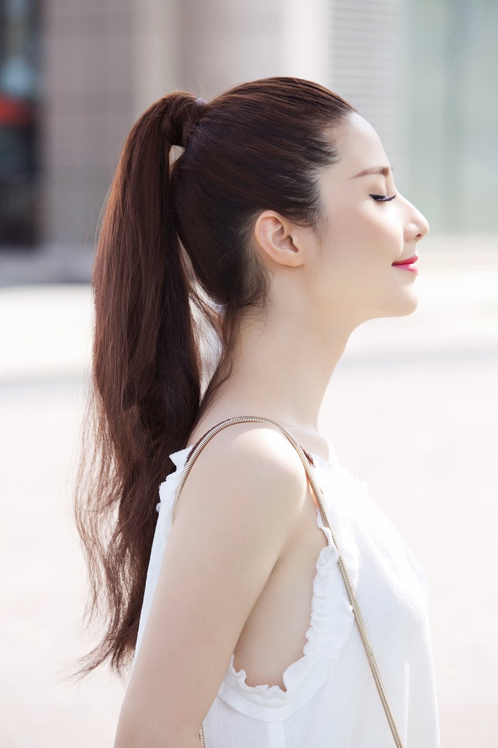 bestie nhin kieu toc doan tu duy