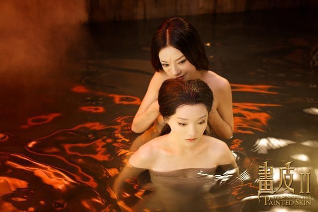 bestie canh tam nong bong my nhan chau a