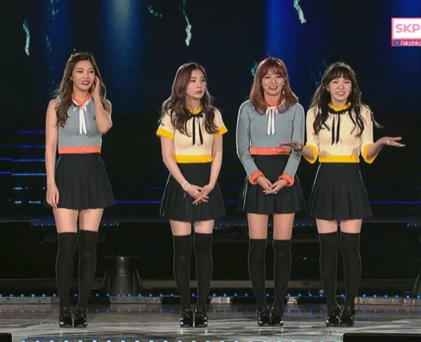 bestie Red Velvet giu cho cho thanh vien vang mat