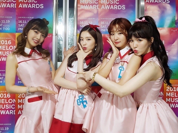 bestie Red Velvet giu cho cho thanh vien vang mat