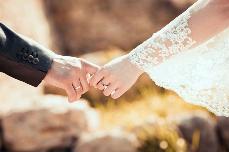 Hôn nhân không phải nghĩa vụ, mà vì yêu thương nên cùng nhau gánh vác