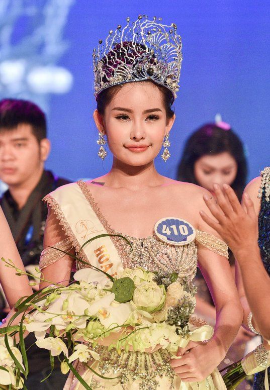 bestie hoa hau viet bi doi tuoc vuong mien