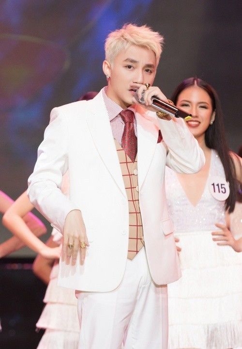 bestie sao nam viet dep trai thoi trang