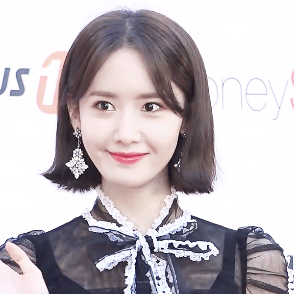 bestie Yoona dẹp khong ti vet