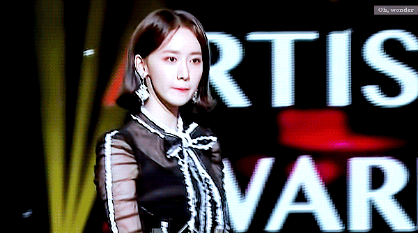 bestie Yoona dẹp khong ti vet