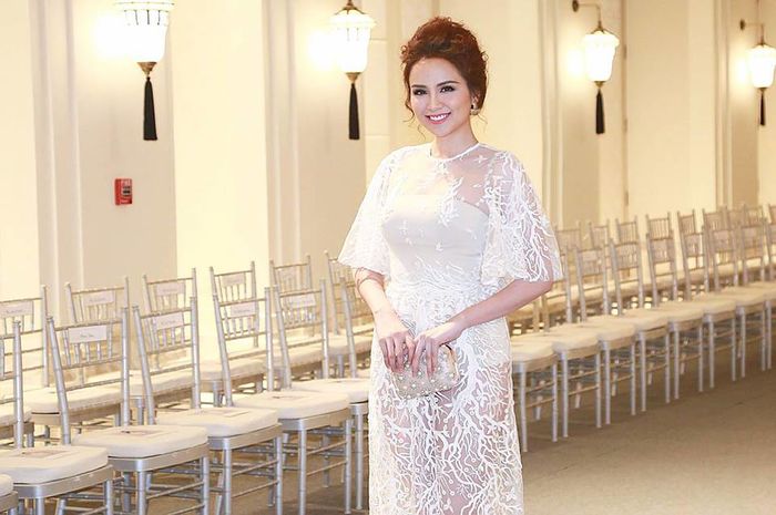 bestie hoa hau viet bi doi tuoc vuong mien
