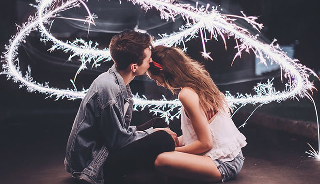 8 dấu hiệu cho thấy anh ấy yêu bạn hơn bất kì điều gì