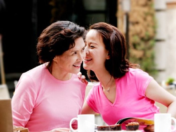 8 cách để trở thành người con dâu được mẹ chồng yêu thương