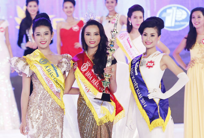 bestie kiem tra nhan trac hoc cuoc thi hoa hau