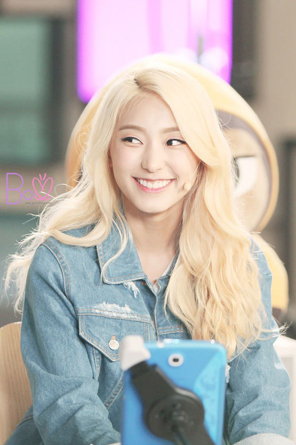 bestie my nhan Han co nu cuoi dep