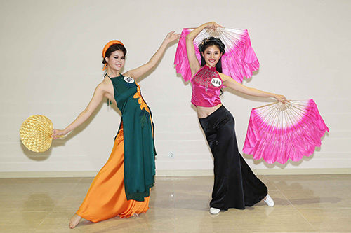 bestie hoa hậu hoàn vũ