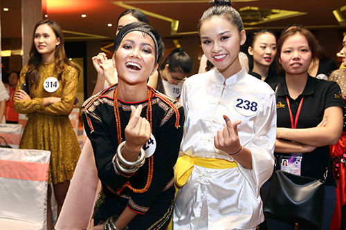 bestie hoa hậu hoàn vũ