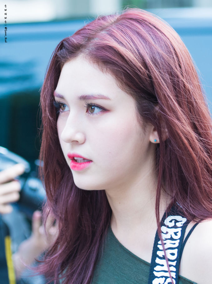 bestie idol nu co song mui cao