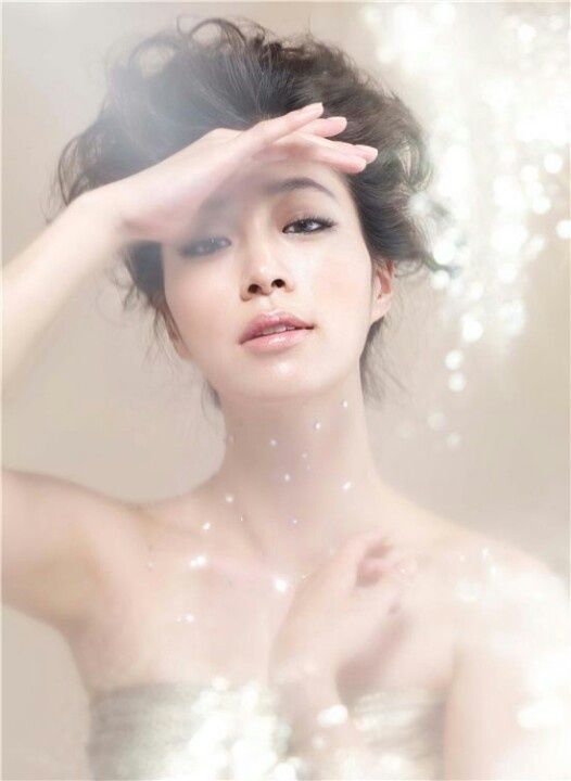 Besite hon nhan cua sao chau a:nguoi dep chua chac da hanh phuc bang ke kem sac