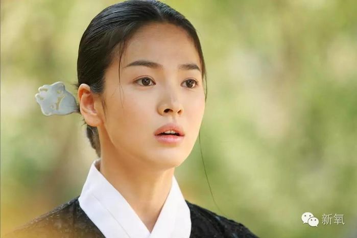 bestie hanh trinh thay doi hinh anh cua song hye kyo