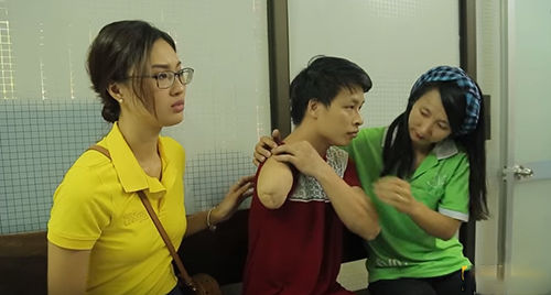 bestie hoa hau hoan vu