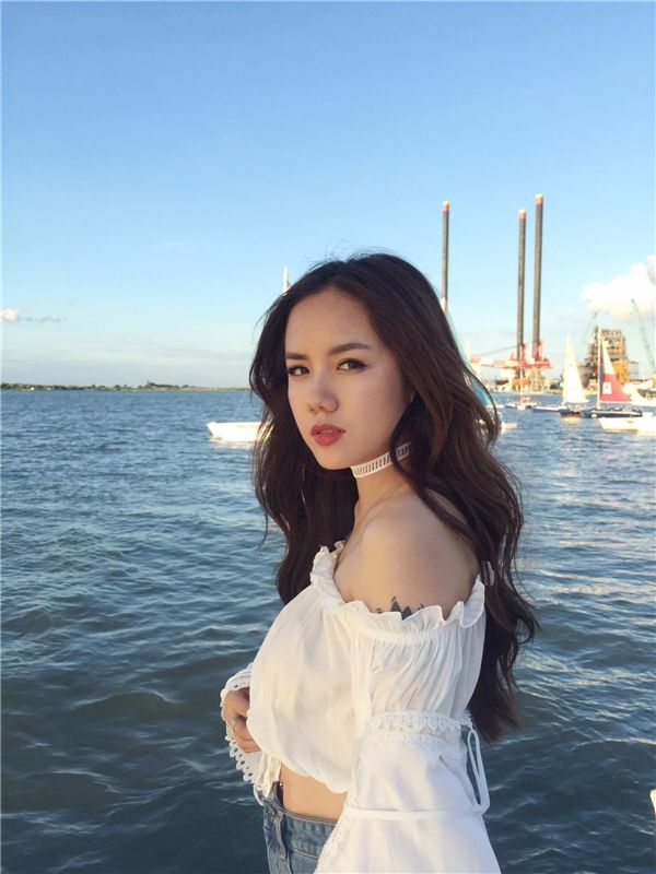 bestie nhung hot girl co giong hat hay 6