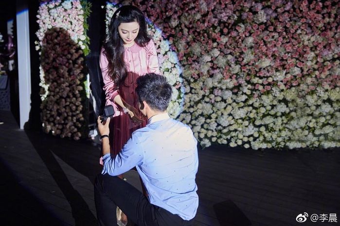 bestie Phạm Băng Băng xinh đẹp rạng ngời, "đốn tim" fan ầm ầm