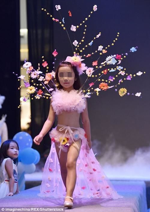 bestie show noi y trung quoc bi nem da