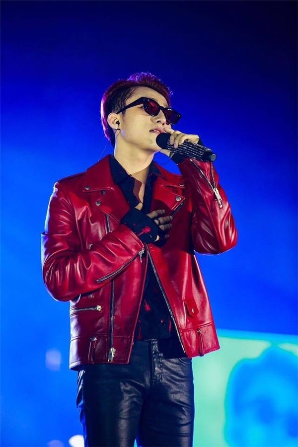 bestie sao viet co cuoc song khep kin khong nhieu ban than