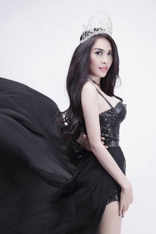 bestie sao viet lam hoa hau a hau khong ai biet