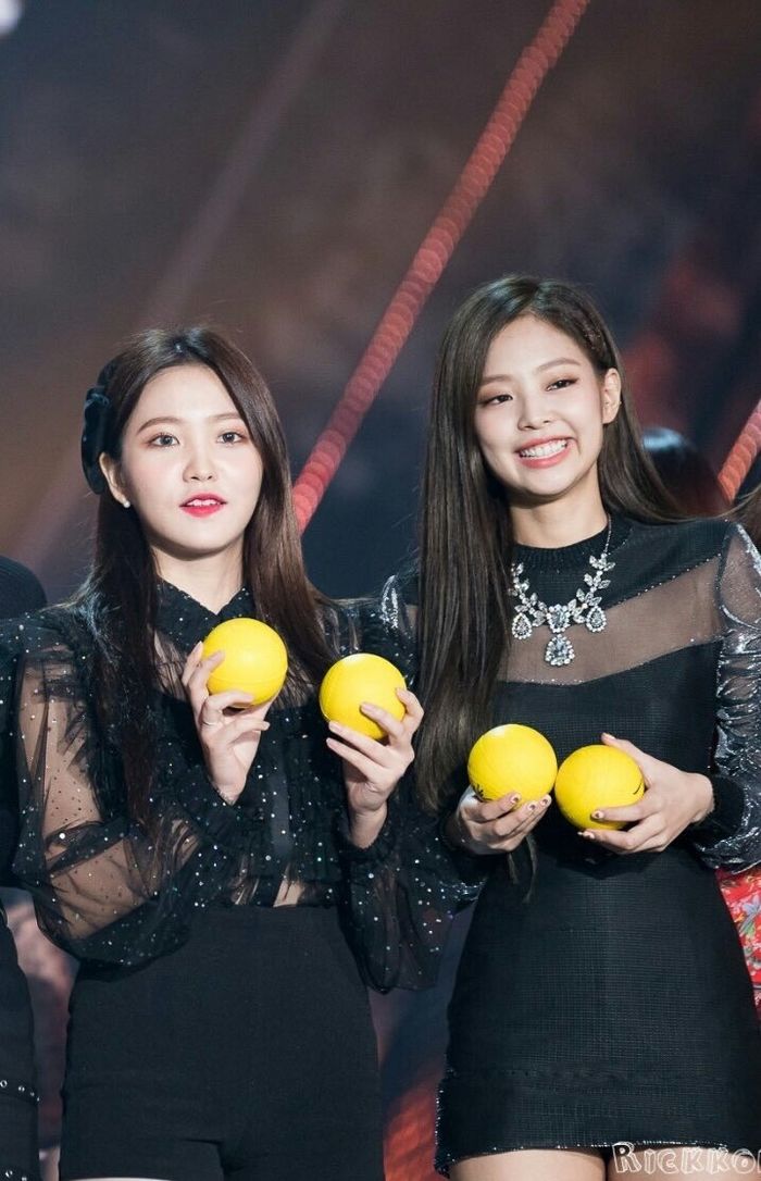 bestie khi cac idol nu gap nhau