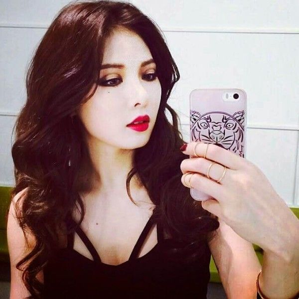 bestie nu than tuong quyen ru voi son do
