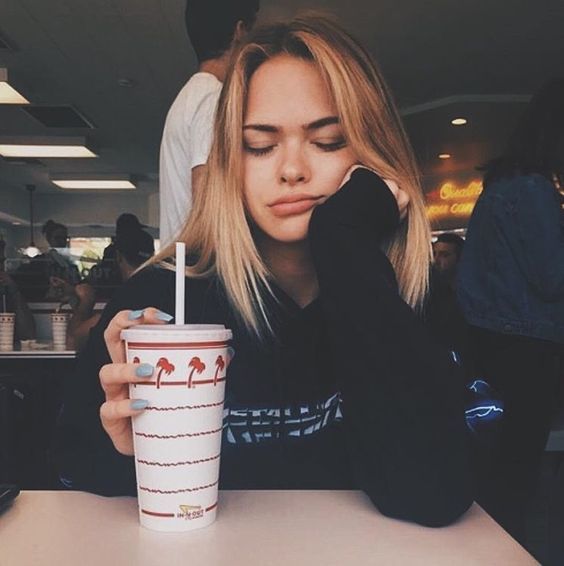 bestie phep lich su