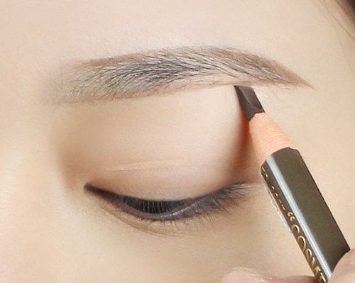 6 cách giúp bạn có được hàng lông mày “vạn người mê"