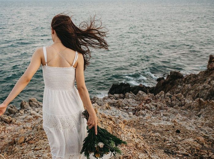Chúng ta nào có ai muốn lựa chọn cô đơn?