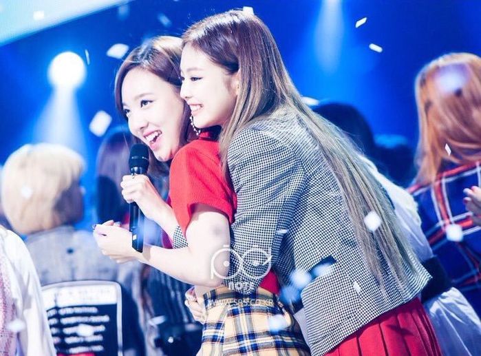 bestie khi cac idol nu gap nhau