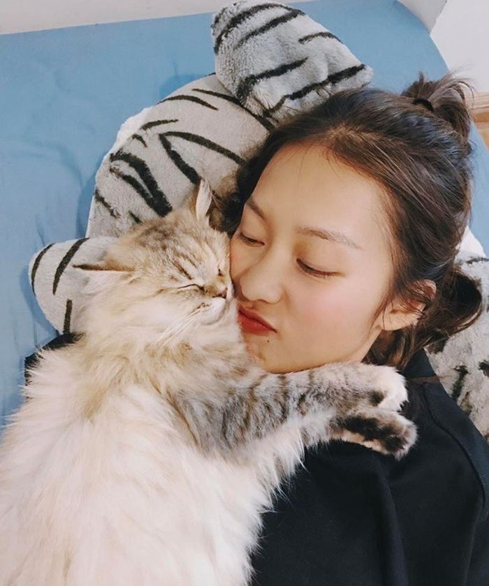 bestie 5 hot girl so huu tran san bay 8