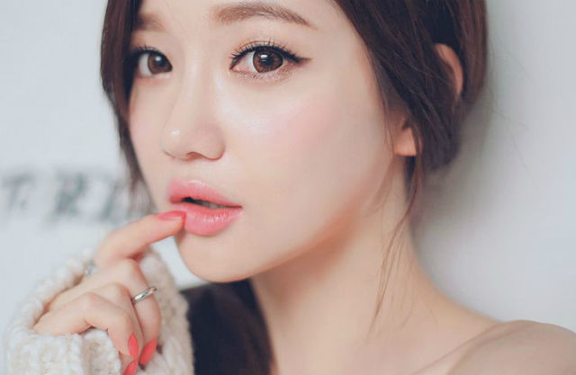 Mẹo trang điểm nhanh mà vẫn xinh đẹp cho nàng siêu bận rộn