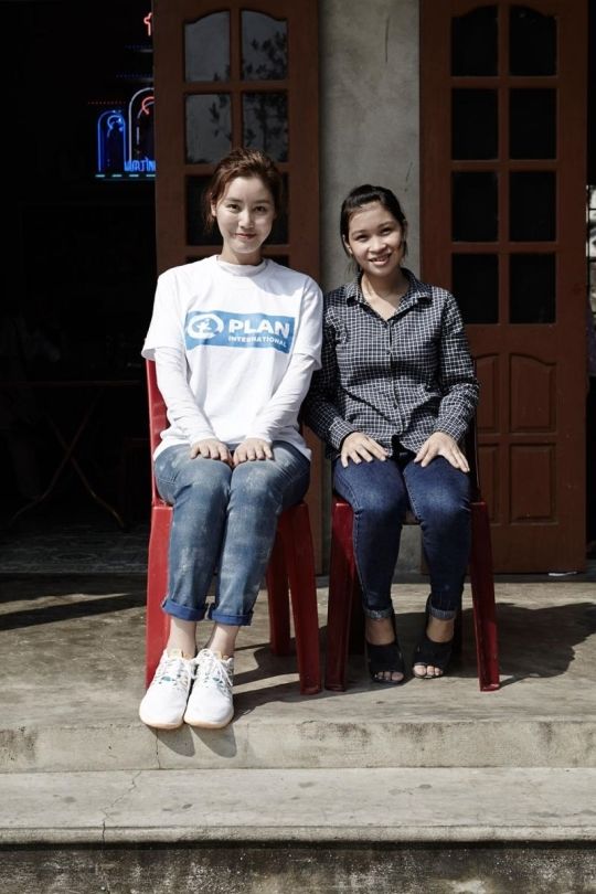bestie Nhung đua tre goc Viet may man đuoc lam con nuoi cua sao quoc te gio ra sao?
