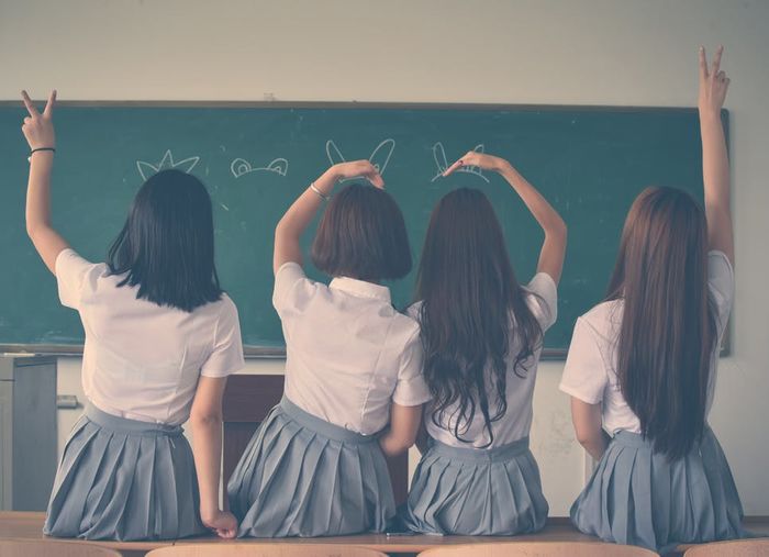 5 dấu hiệu cho thấy bạn bè bên cạnh đang phá hoại tình yêu của bạn