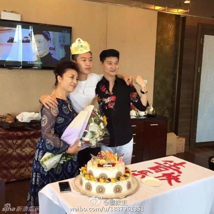 bestie scandal lon nhat cuoc doi pham bang bang