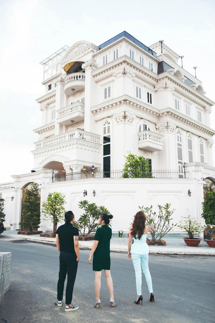 bestie-nha-sao-viet