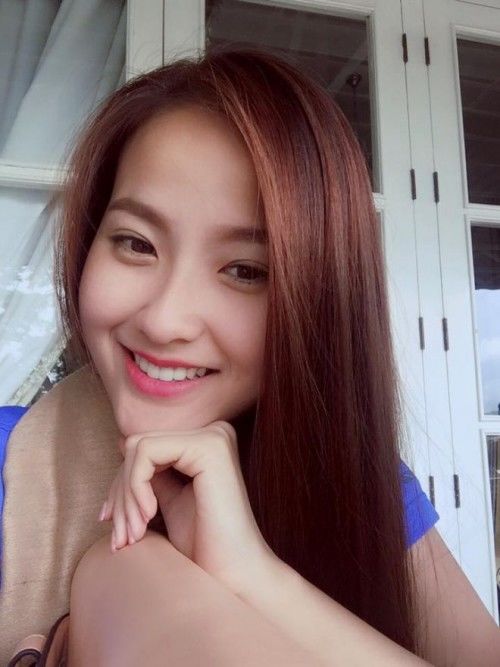 bestie nhan sac mat moc hoa hau viet
