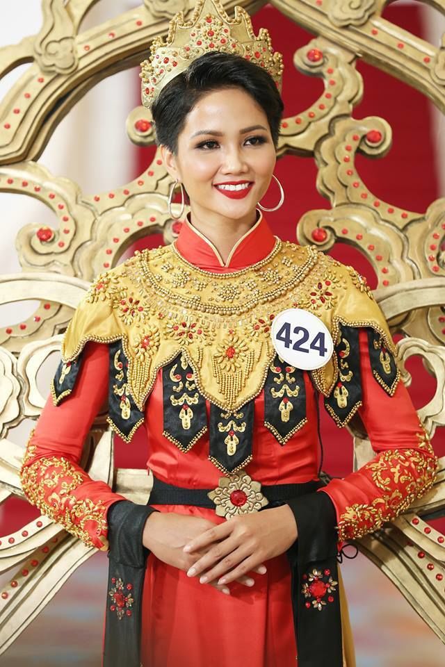 bestie hoa hau dep nhat 2 nam qua