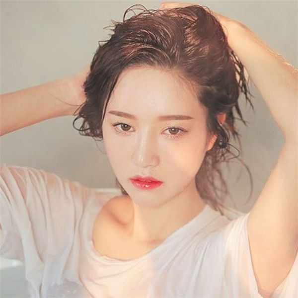 bestie sua lop trang diem bi moc