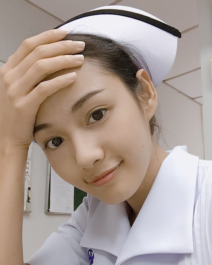 bestie nhung hot girl noi tieng nhat thai lan vua xinh dep lai tai nang het phan nguoi khac