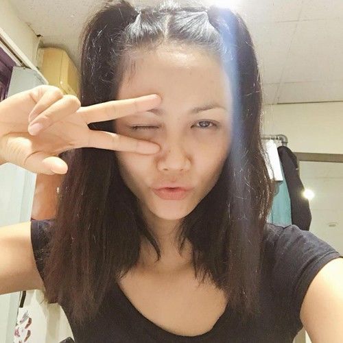 bestie nhan sac mat moc hoa hau viet