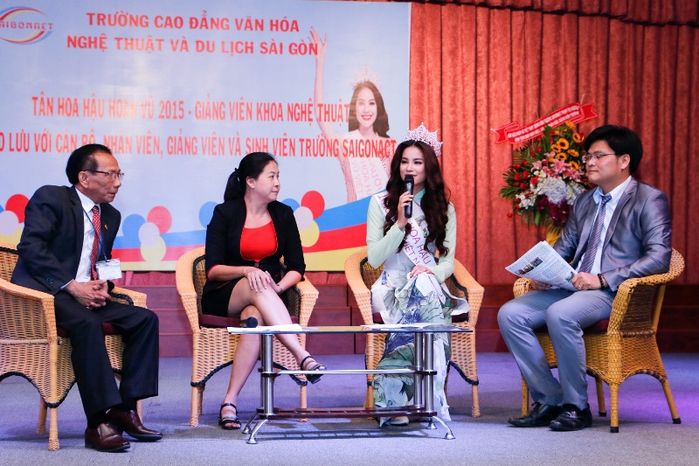 bestie hoa hau ve tham truong